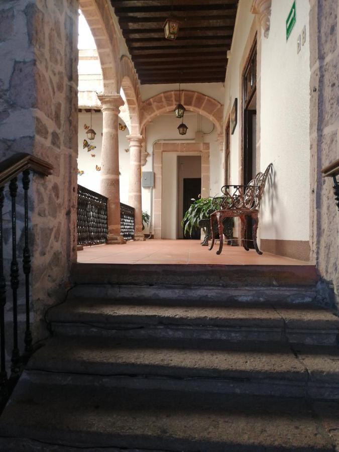 Colonial Hotel